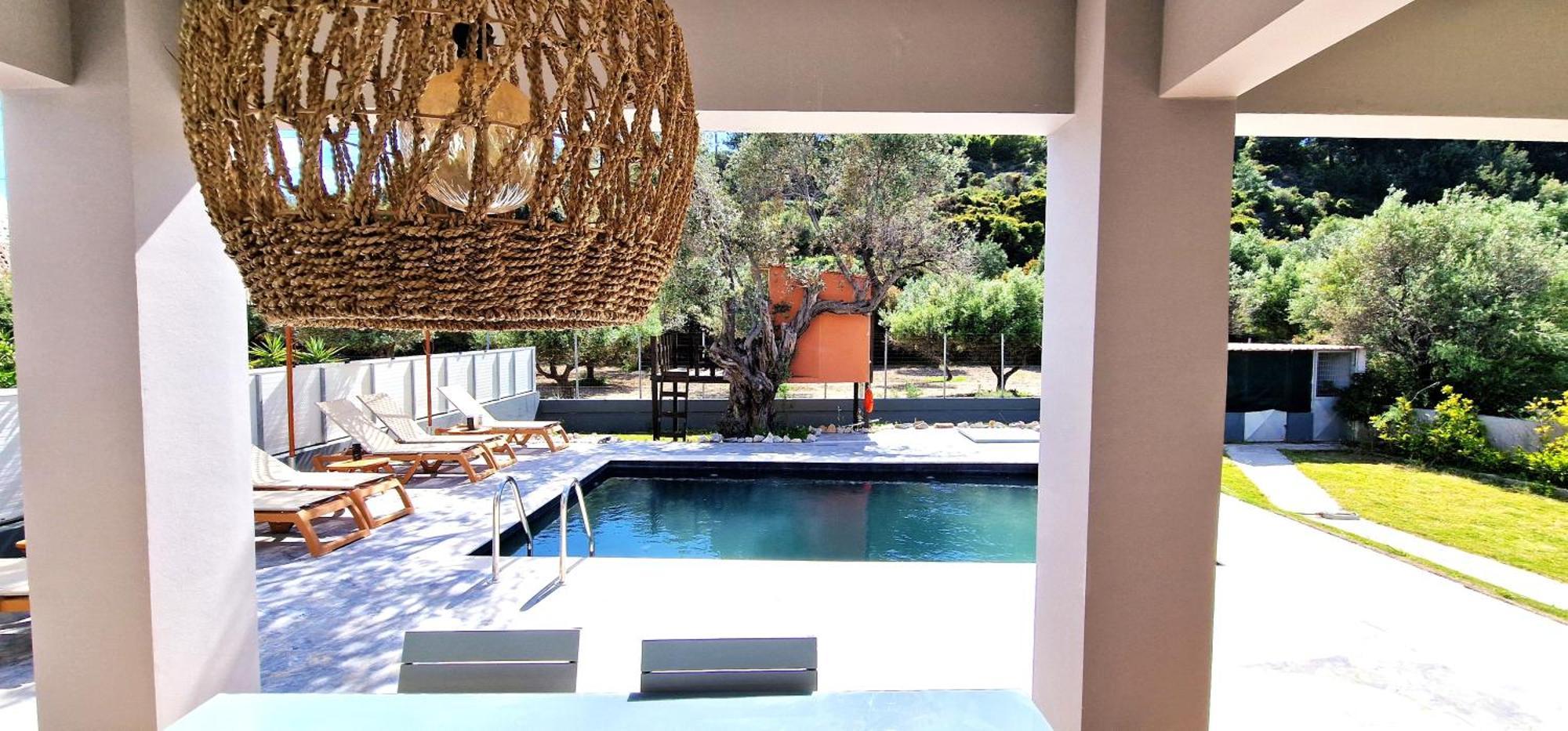 Fountain Pool *
