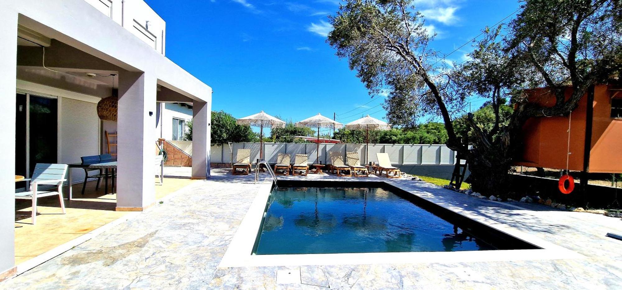 Fountain Pool